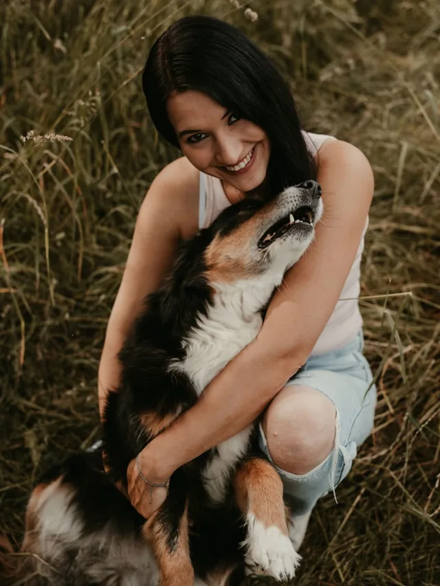 Katja, Tierkommunikatorin im Team von Moni goes wild
